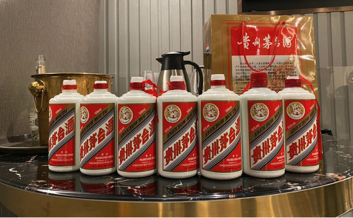 Moutai production and tasting process